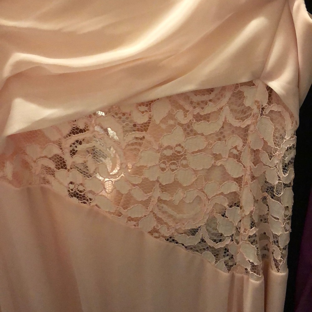 PLUS SIZE Bridesmaid/ Prom dress